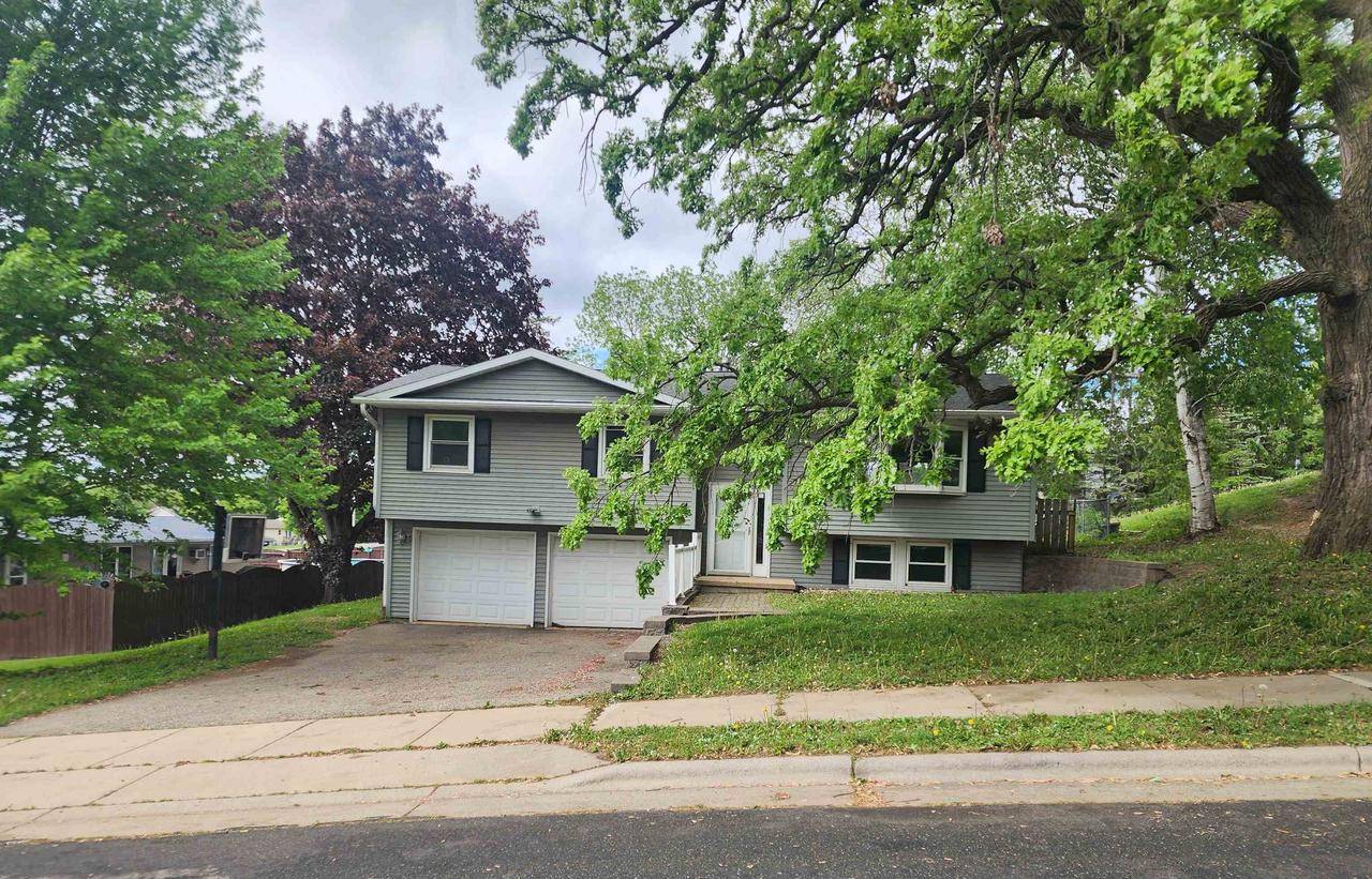626 E Oak Street, Cottage Grove, WI 53527