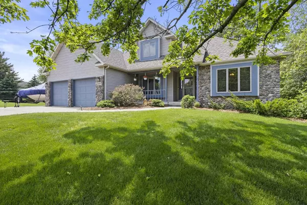 2819 Northwynde Passage, Sun Prairie, WI 53590