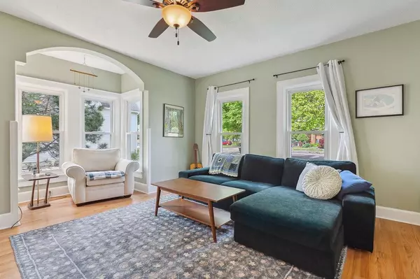 Prairie Du Sac, WI 53578,306 4th Street