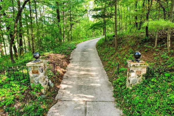 1787 Strawberry Road, Deerfield, WI 53531