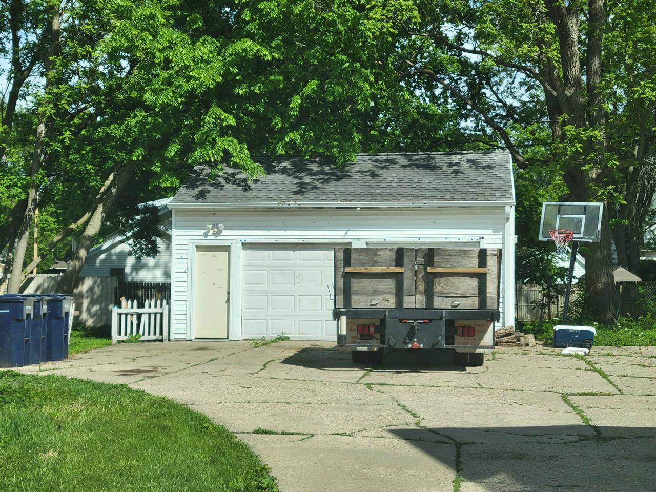 Janesville, WI 53548,616 Milton Avenue