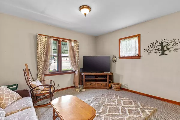 Beaver Dam, WI 53916,820 Madison Street