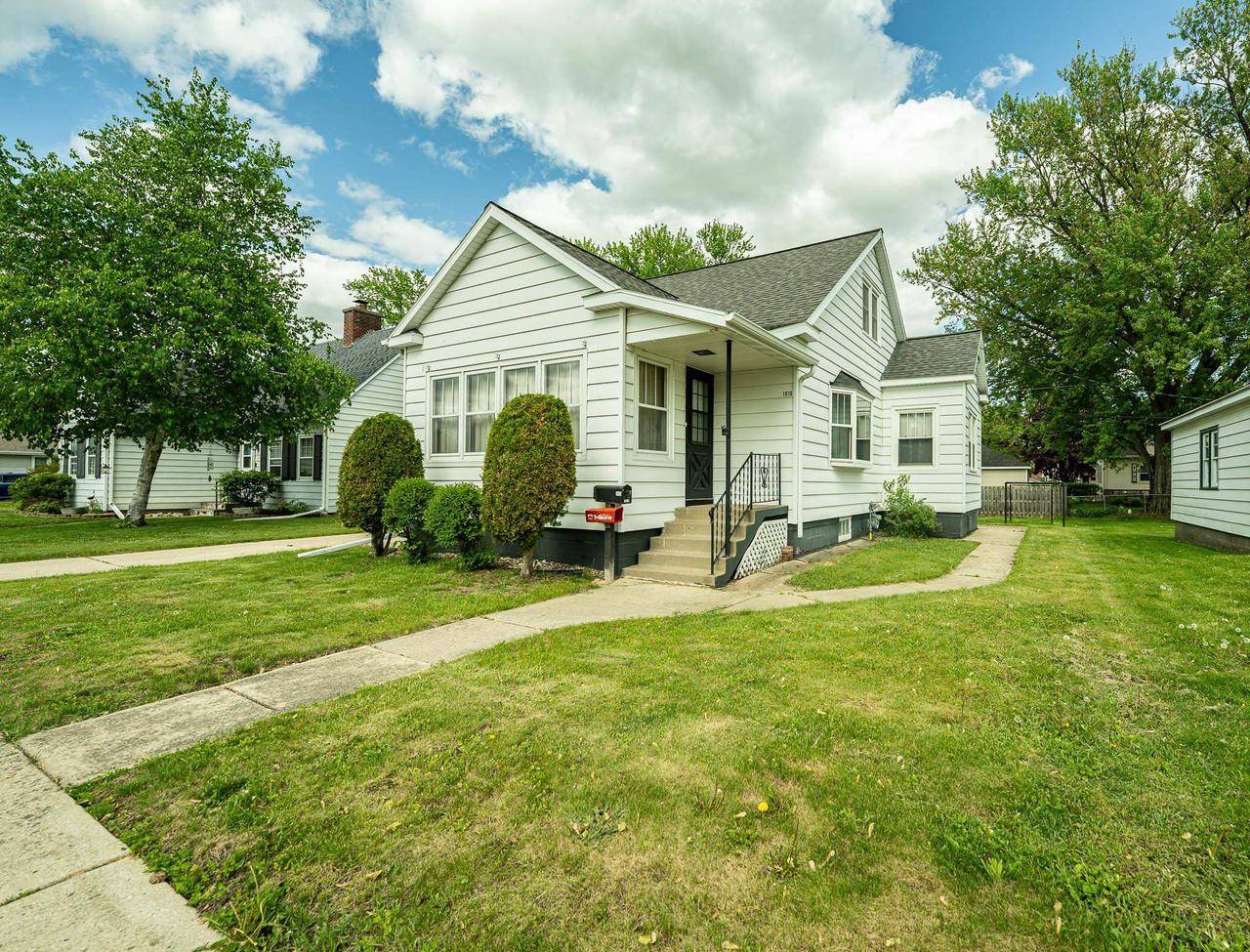 1816 Goodland Avenue, Tomah, WI 54660