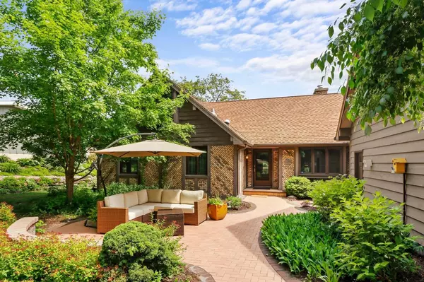 6102 Quetico Drive, Madison, WI 53705