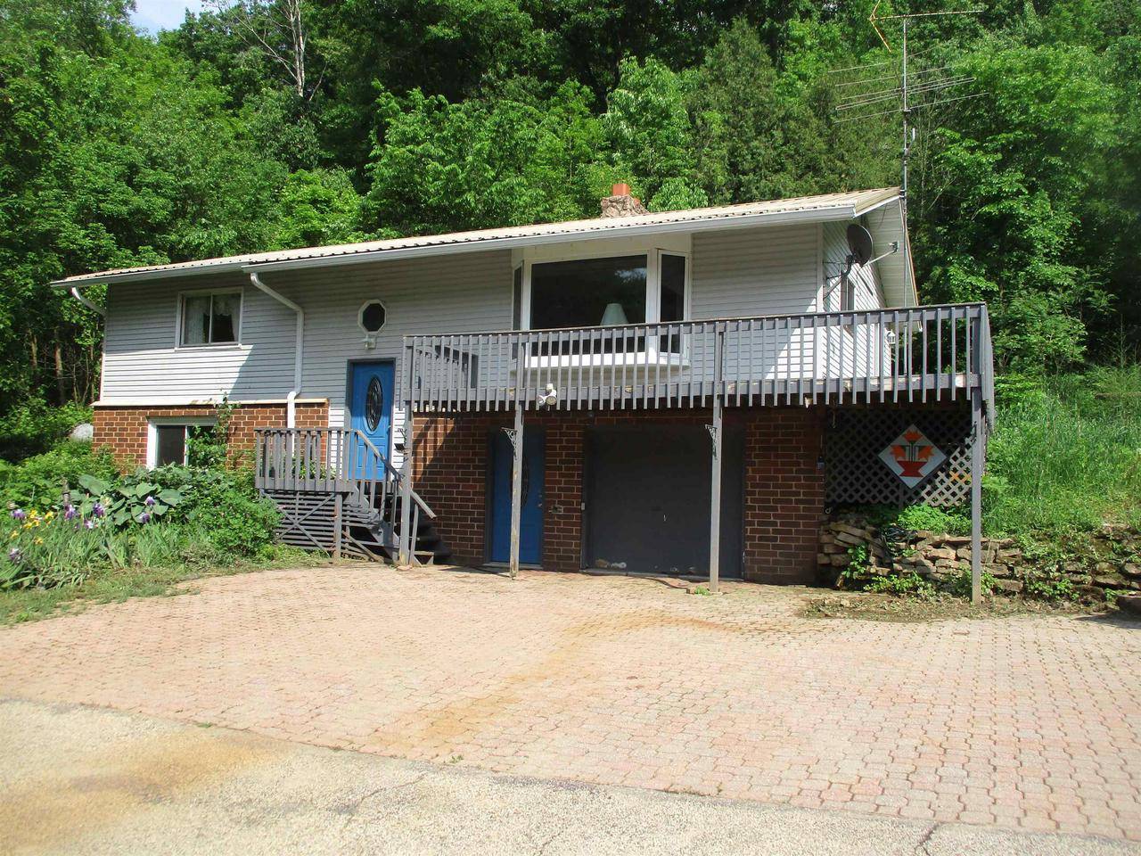 Hillpoint, WI 53937,E4579 County Road GG