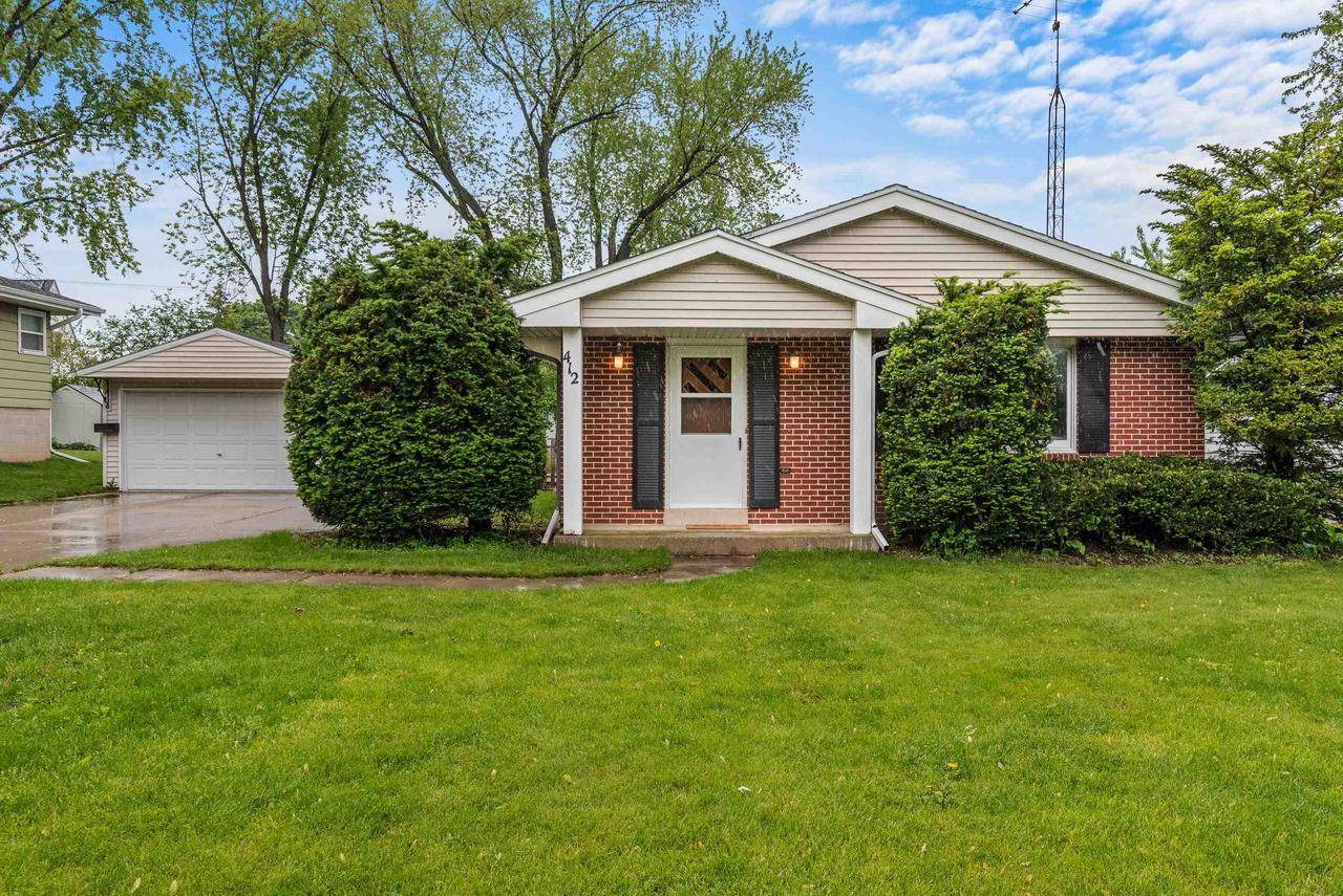 412 Mary Lane, Horicon, WI 53032