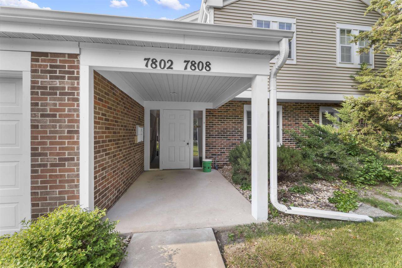 7808 E Oakbridge Way, Madison, WI 53717