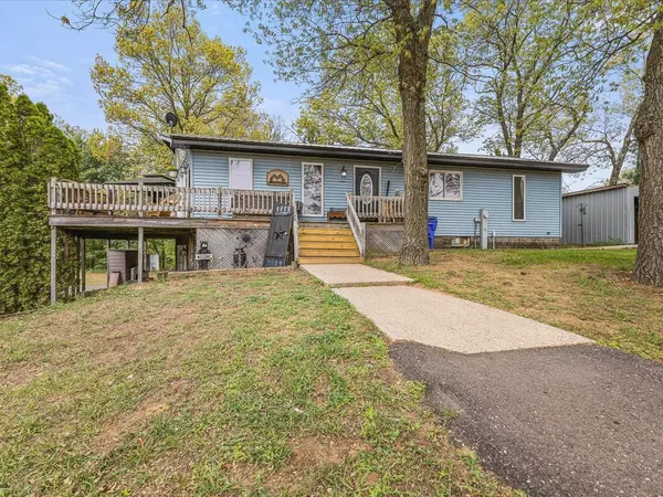 1669 10th Avenue, Friendship, WI 53934