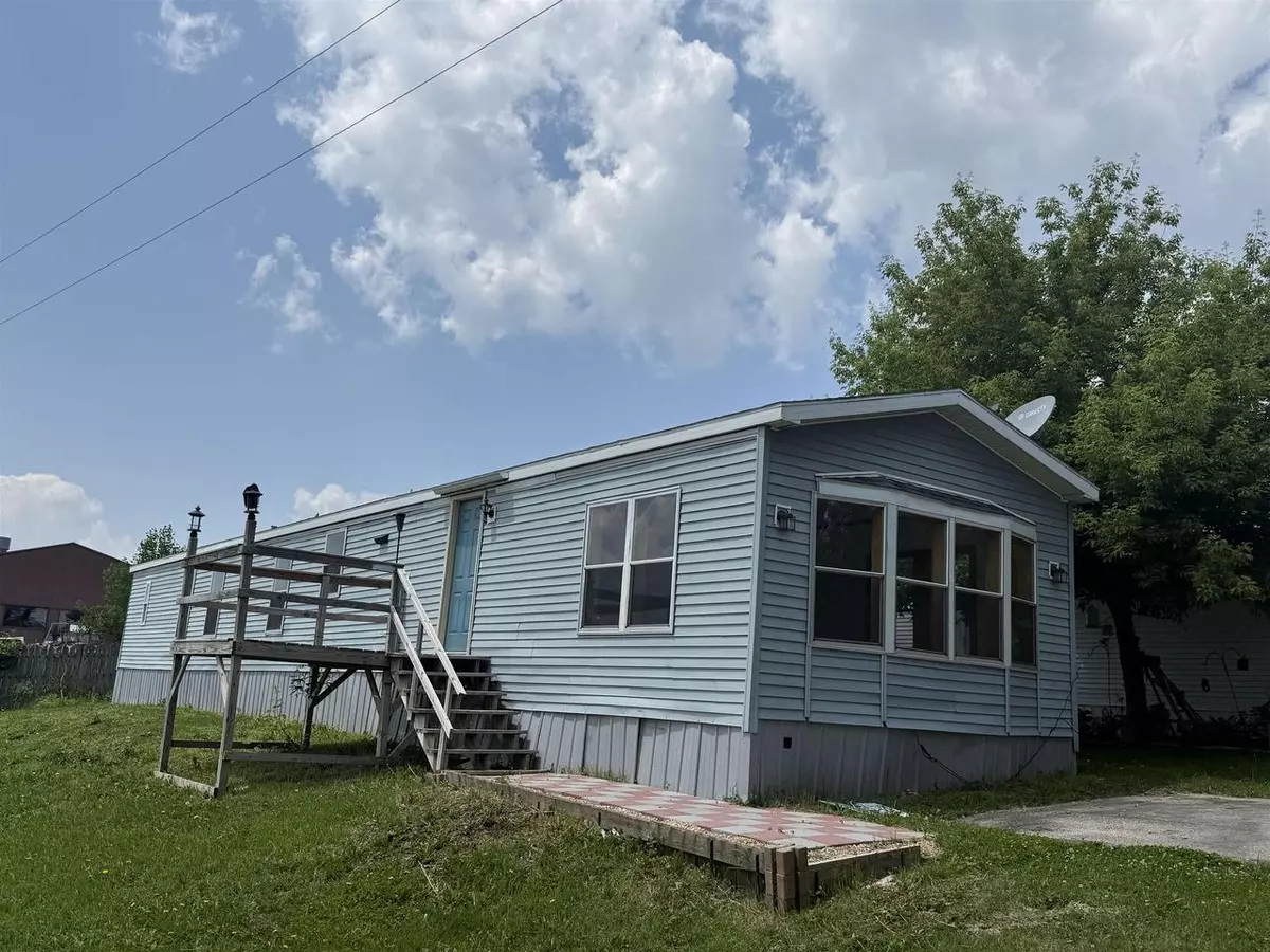 Prairie Du Chien, WI 53821,34992 Highway 27 #8