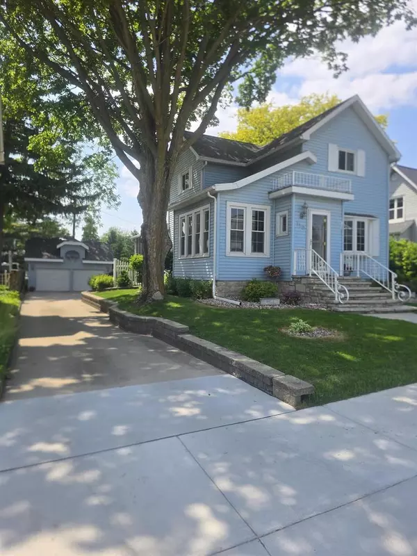 Beaver Dam, WI 53916,110 West Street