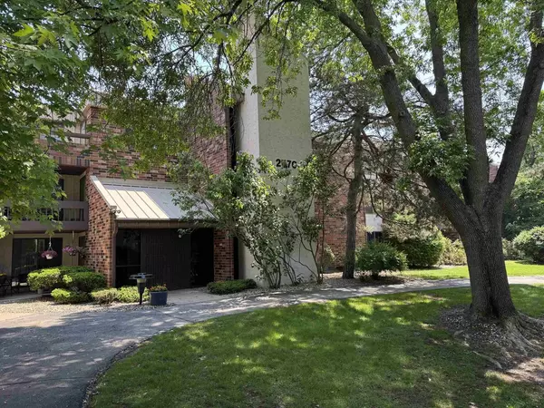 2470 W Good Hope Road #168, Glendale, WI 53209