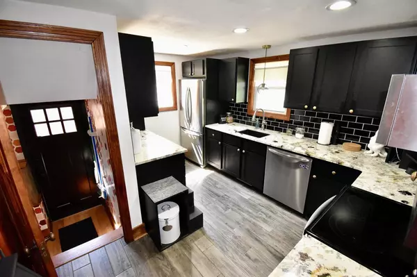 Beaver Dam, WI 53916,702 W Burnett Street