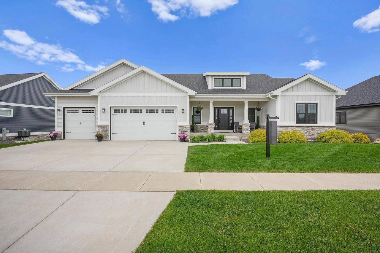 6249 Fountainhead Circle, Deforest, WI 53532