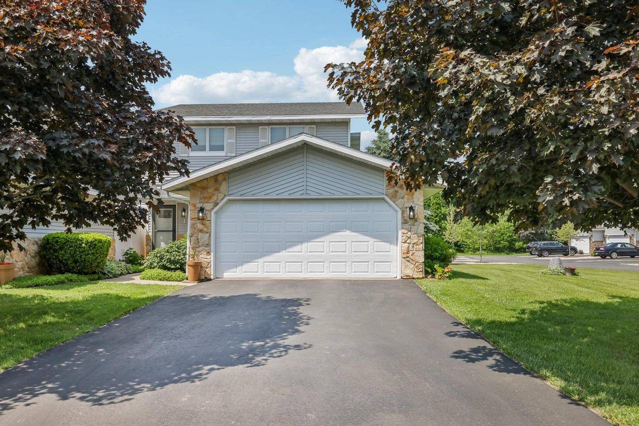 N4233 Alpine Village Lane #1, Cambridge, WI 53523