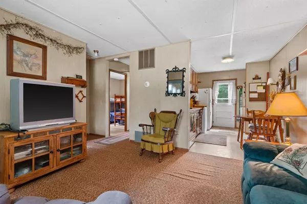 Hancock, WI 54943,997 W Trout Valley Road