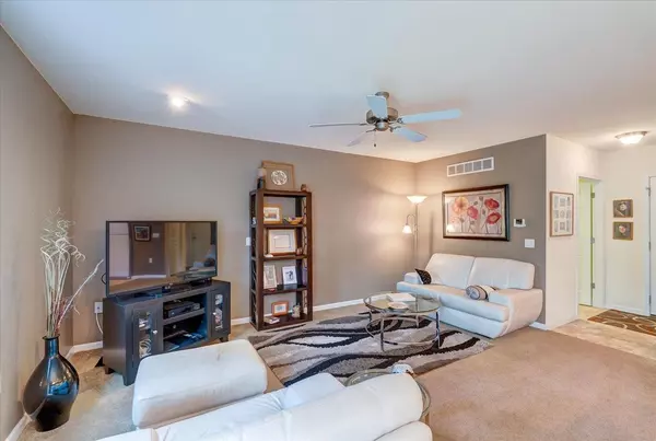 Oregon, WI 53575,168 Elliott Lane