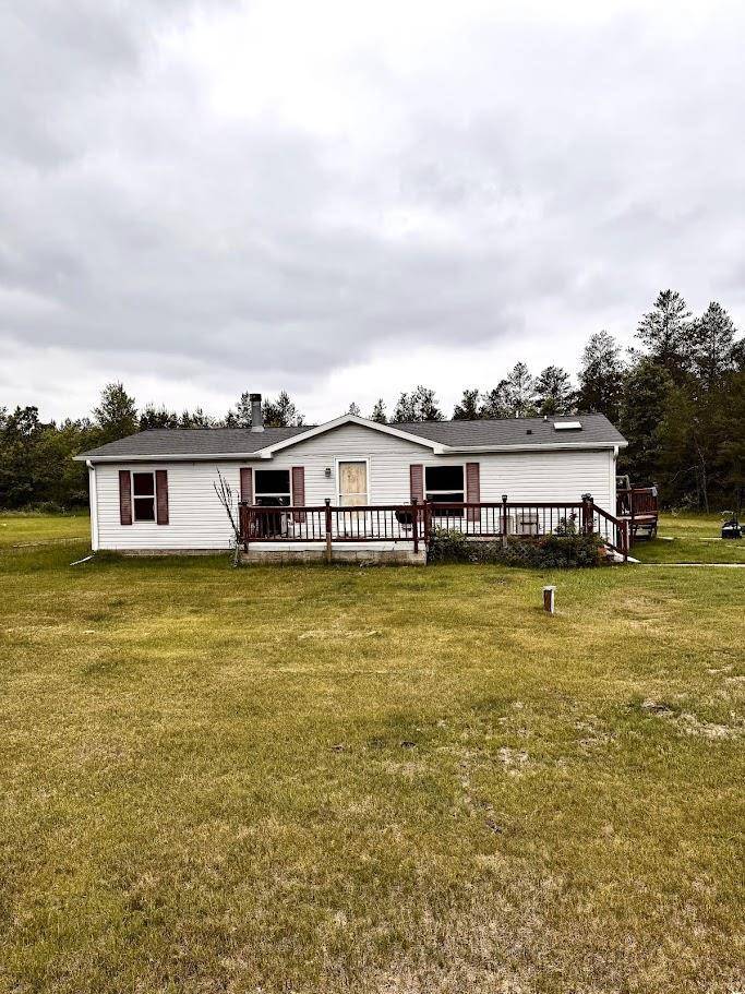 691 Valley Trail, Nekoosa, WI 54457
