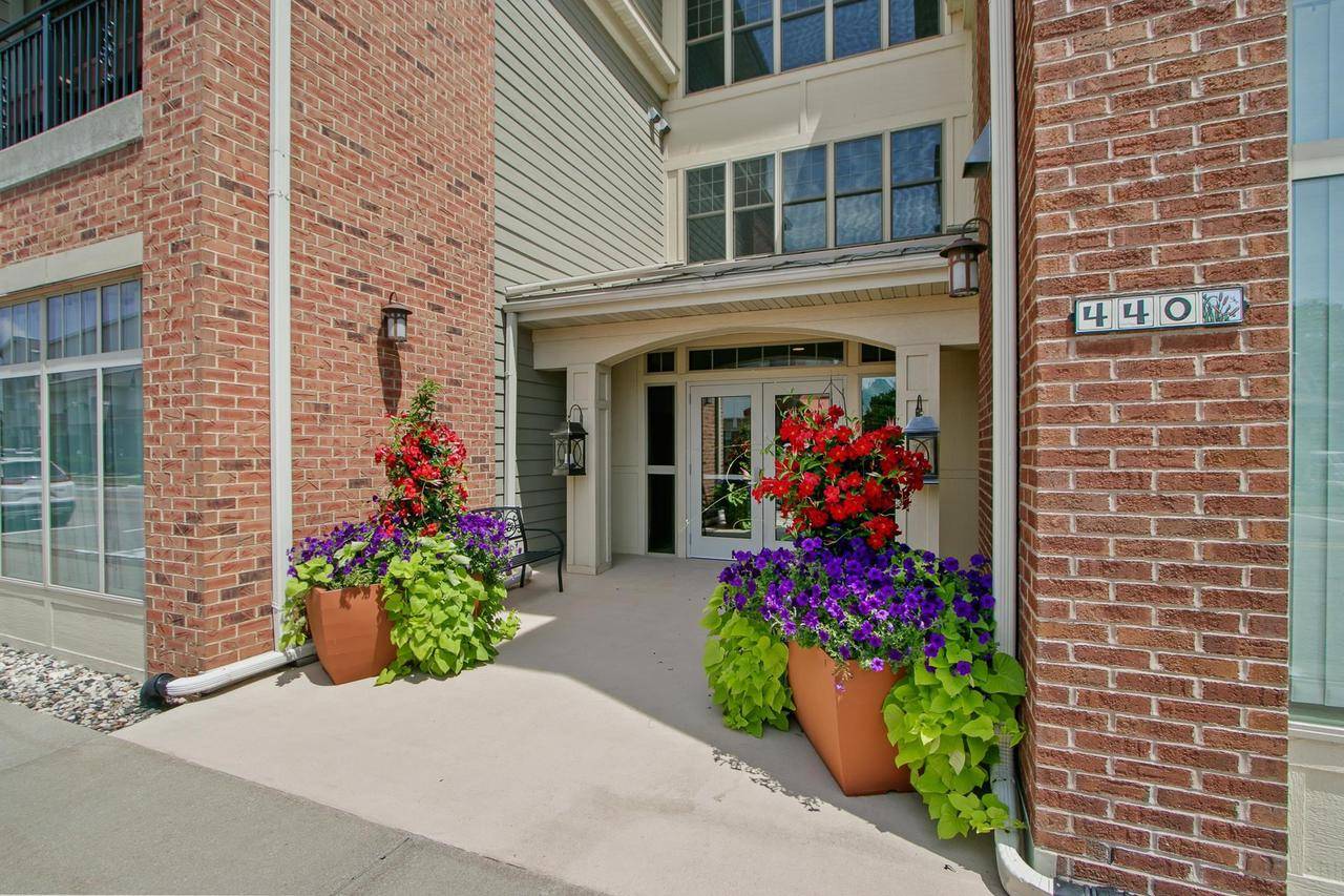 Prairie Du Sac, WI 53578,440 Water Street #112