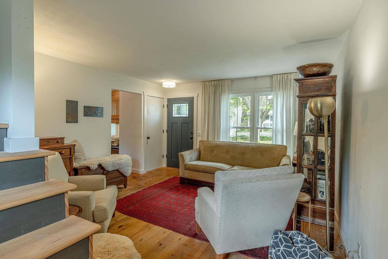 Middleton, WI 53562,5717 Cedar Ridge Road