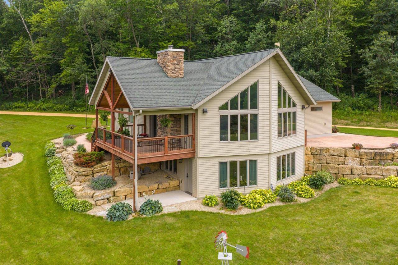 4198 Wilson Road, Dodgeville, WI 53533