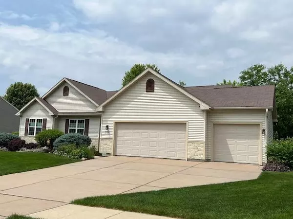 104 Caroline Ct Court, Beaver Dam, WI 53916