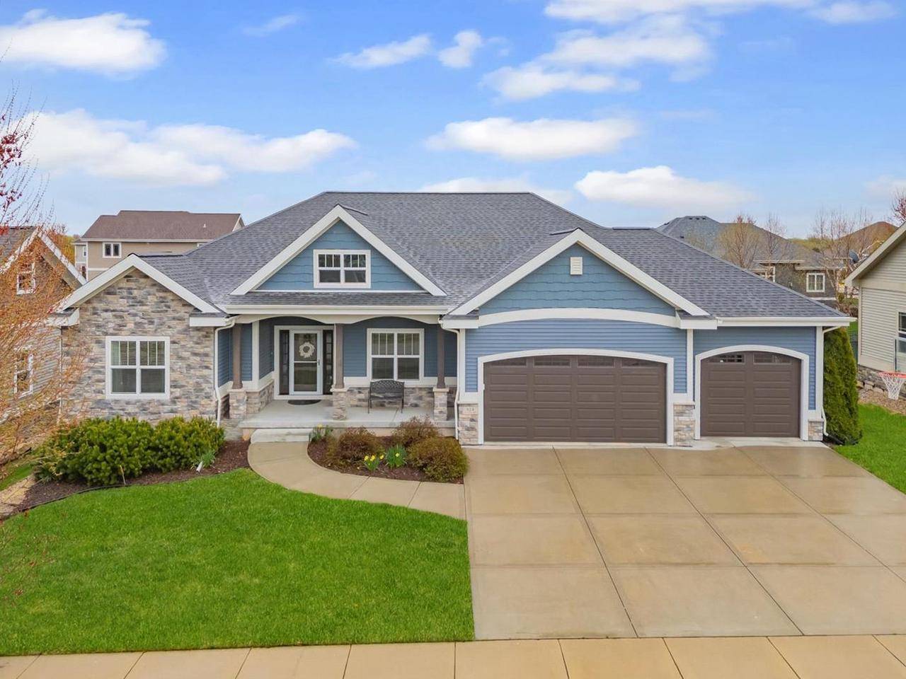 824 Richard Way, Waunakee, WI 53597