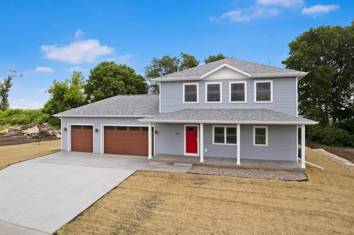 Baraboo, WI 53913,422 Roosevelt Street