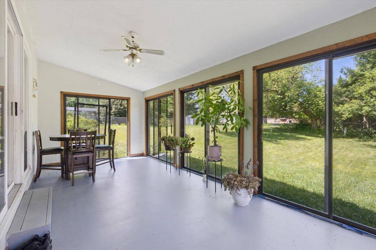 1215 Royal Oaks Drive, Janesville, WI 53548