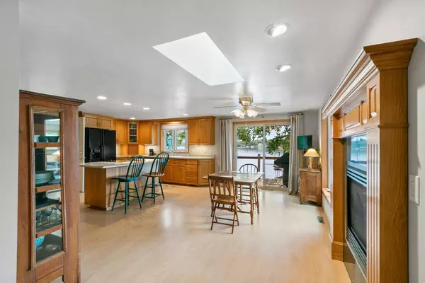 Merrimac, WI 53561,S7663 W Grandview Avenue