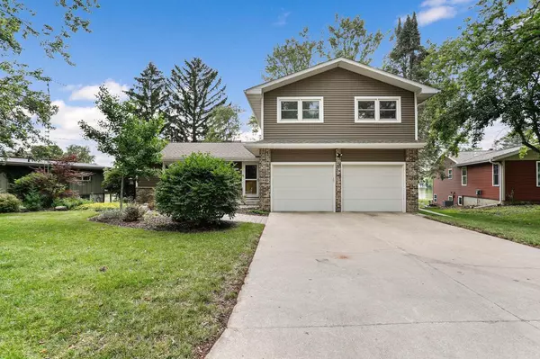 Marshall, WI 53559,521 Maunesha Drive