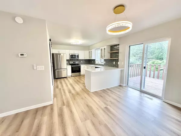 Belleville, WI 53508,511 Village Drive