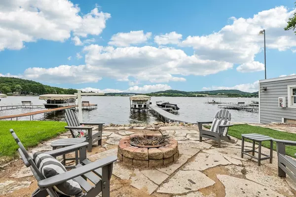 W11649 Demynck Road, Lodi, WI 53555