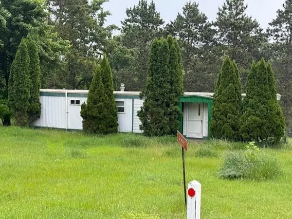 2930 St Anns Avenue, Oxford, WI 53952