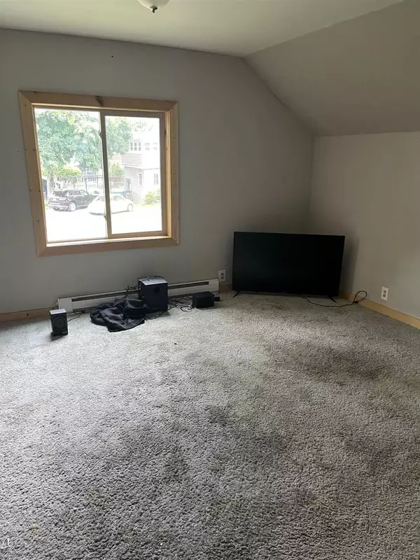 Nekoosa, WI 54457,107 N 5th Street