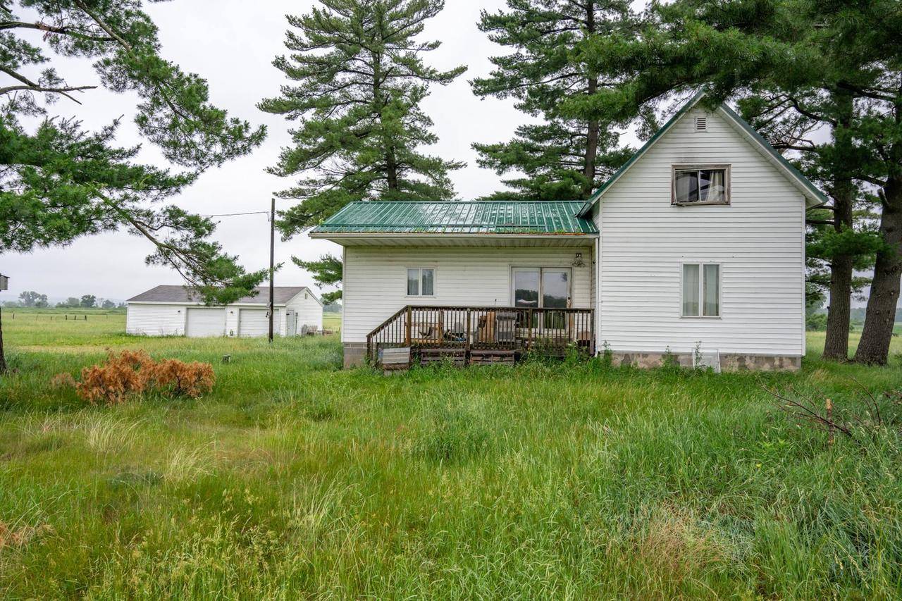 N8475 5th Avenue, Camp Douglas, WI 54618