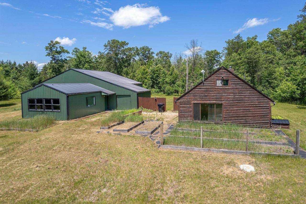 893 Fur Avenue, Wisconsin Dells, WI 53965