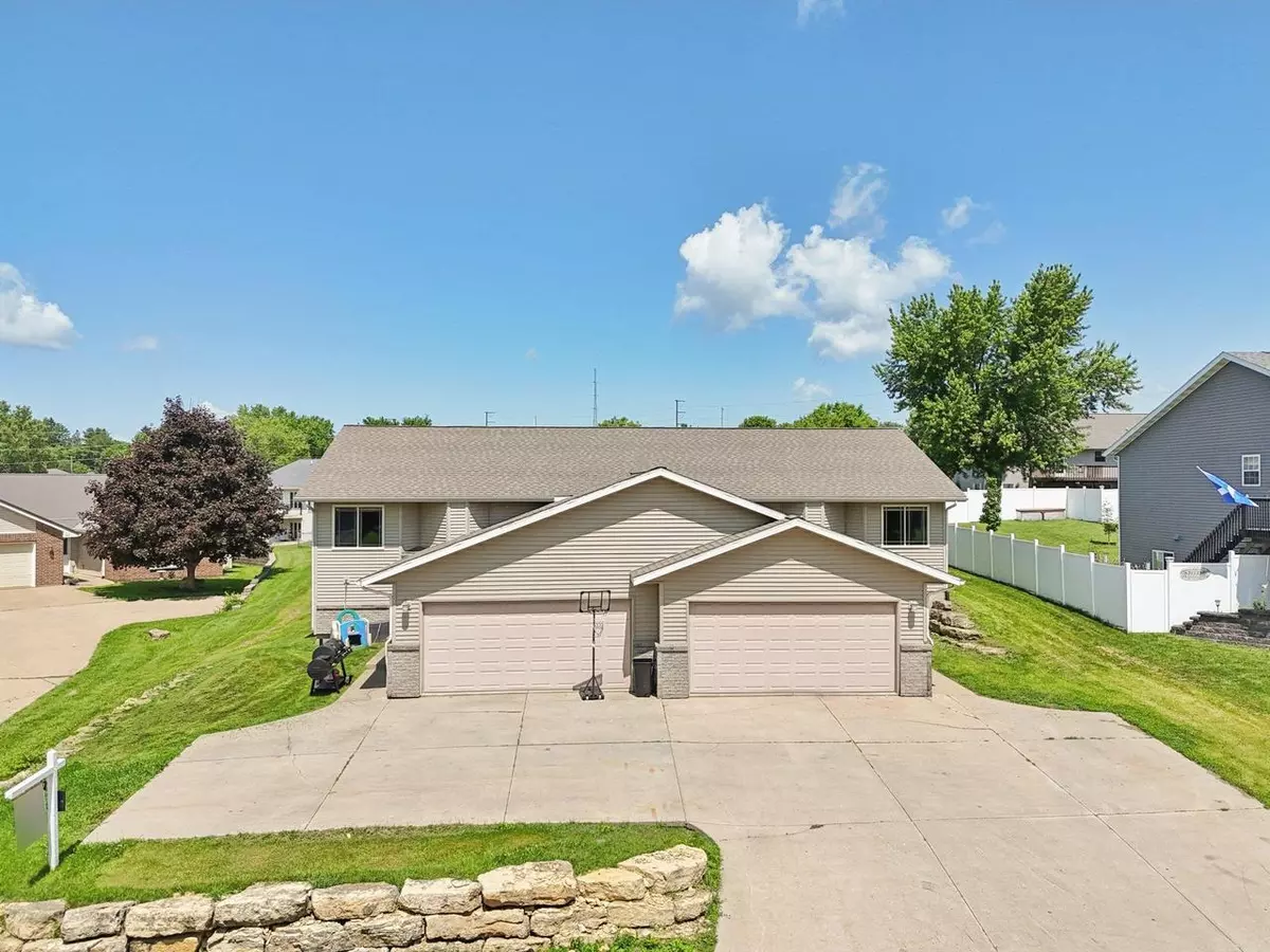 Dodgeville, WI 53533,308-310 Redruth Drive