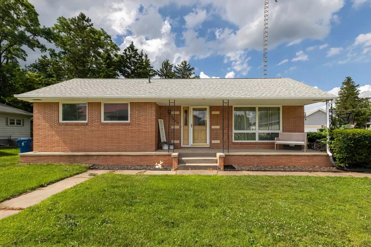 Hazel Green, WI 53811,1620 13th Street