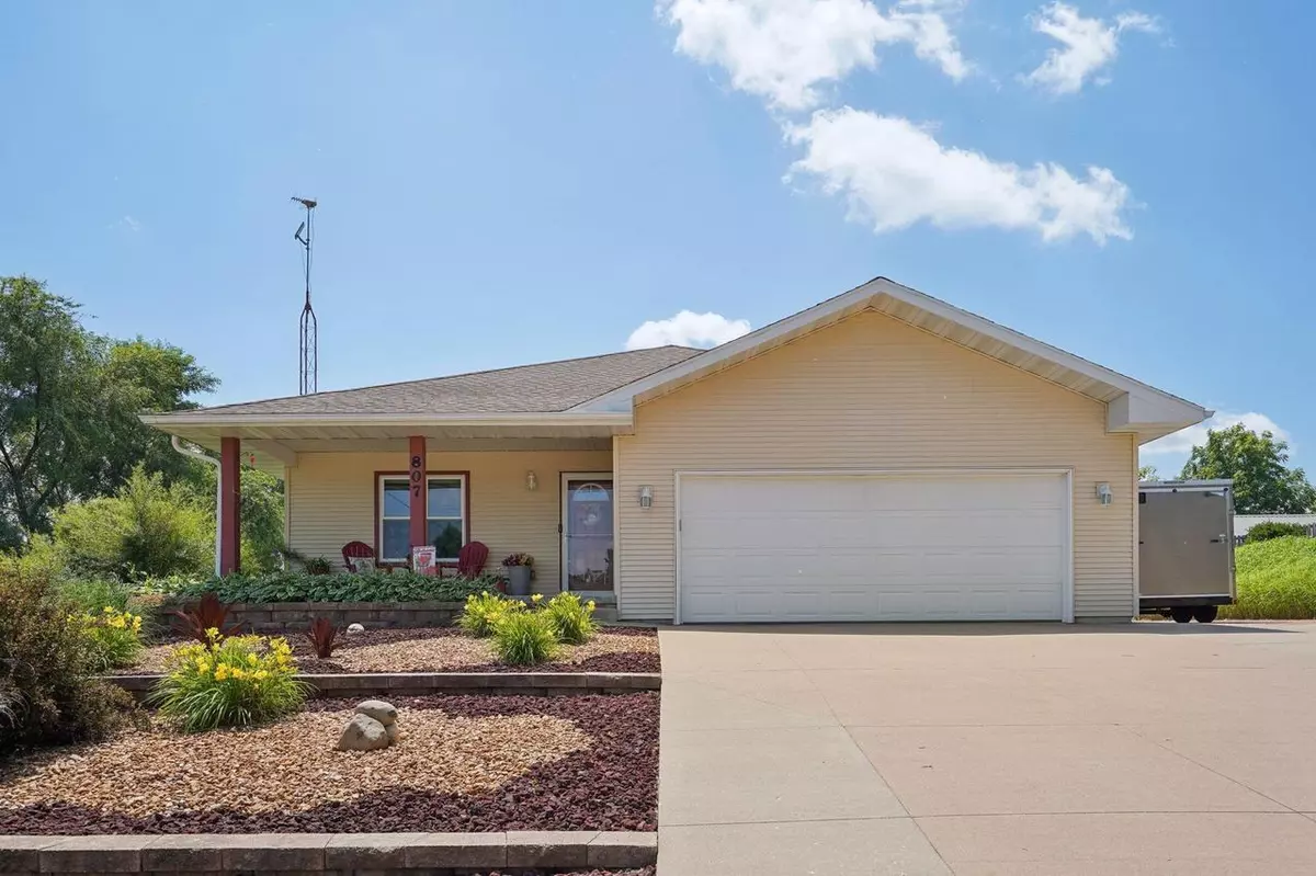 Pardeeville, WI 53954,807 E Chestnut Street