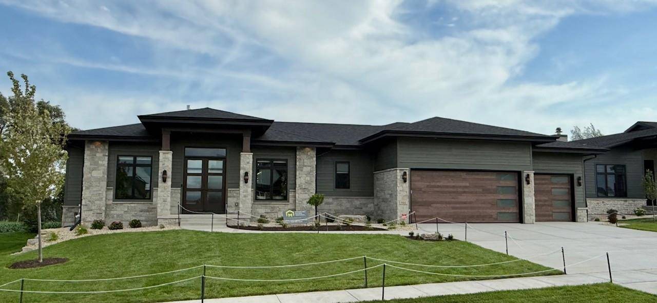 1102 Moll Drive, Waunakee, WI 53597