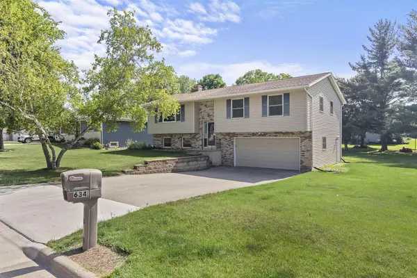 Cottage Grove, WI 53527,634 Cresthaven Drive