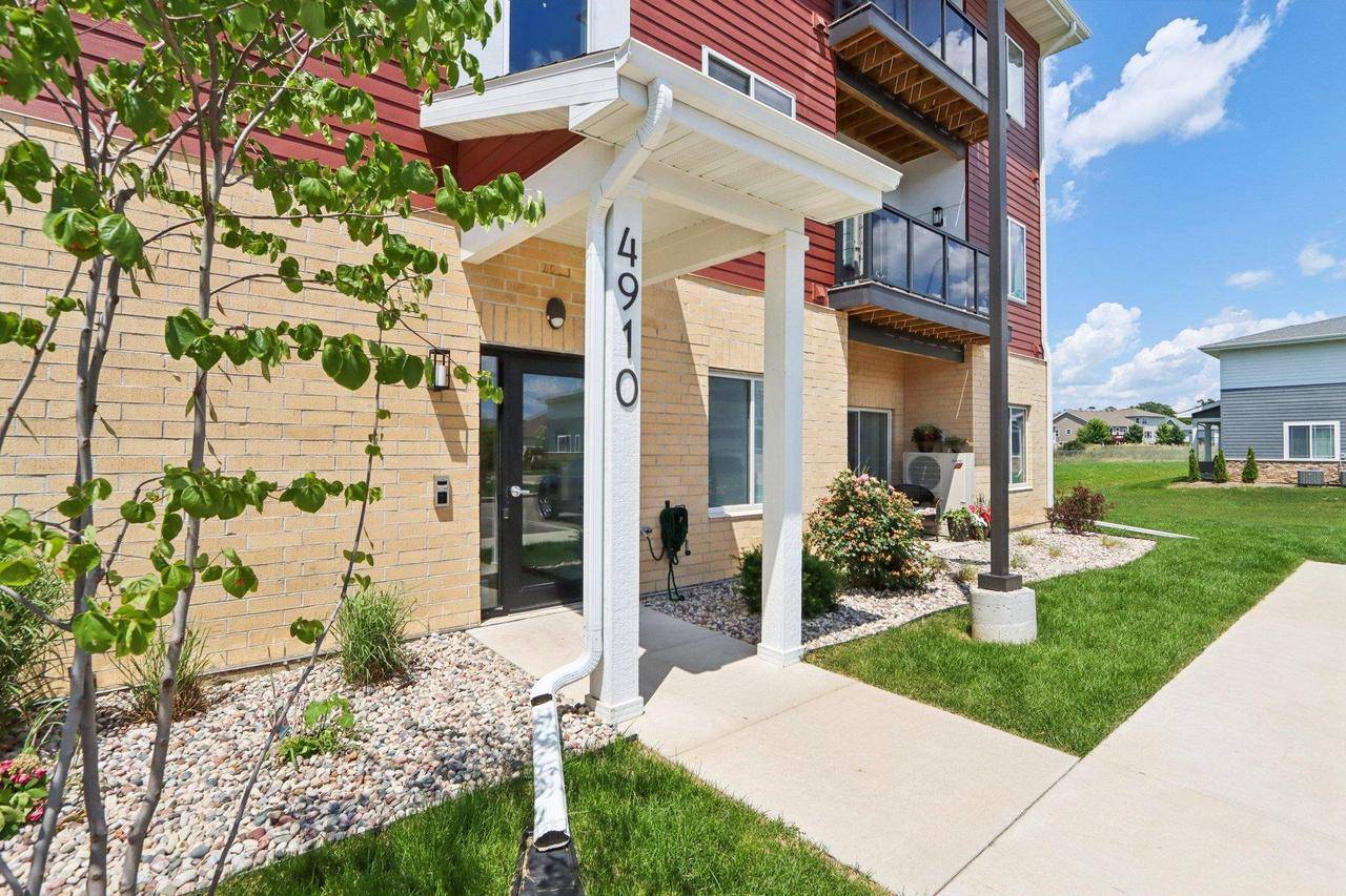 4910 Innovation Drive #305, Deforest, WI 53532