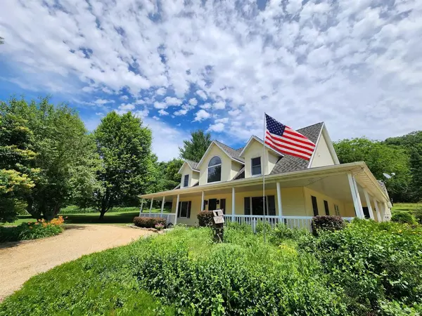 7199 Highway 80, Avoca, WI 53506