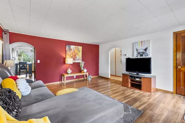 Baraboo, WI 53913,732 5th Street