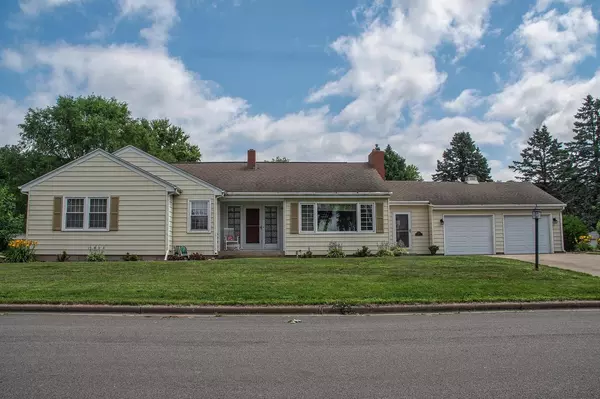 601 W Front Street, Cassville, WI 53806