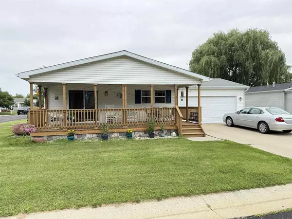 W208N11438 Brookside Drive ##R30, Germantown, WI 53022