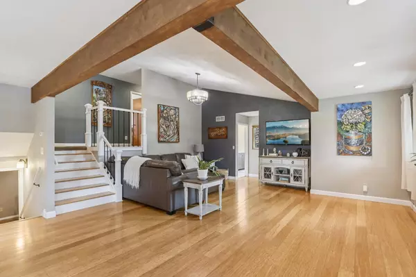 New Glarus, WI 53574,325 Heidi Court