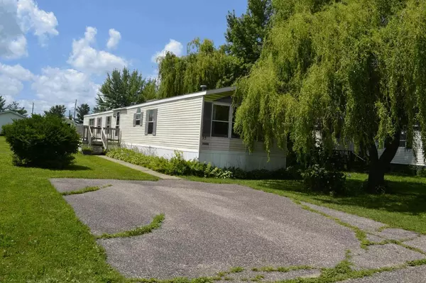 134 Attewell   #23 Street, Mauston, WI 53948