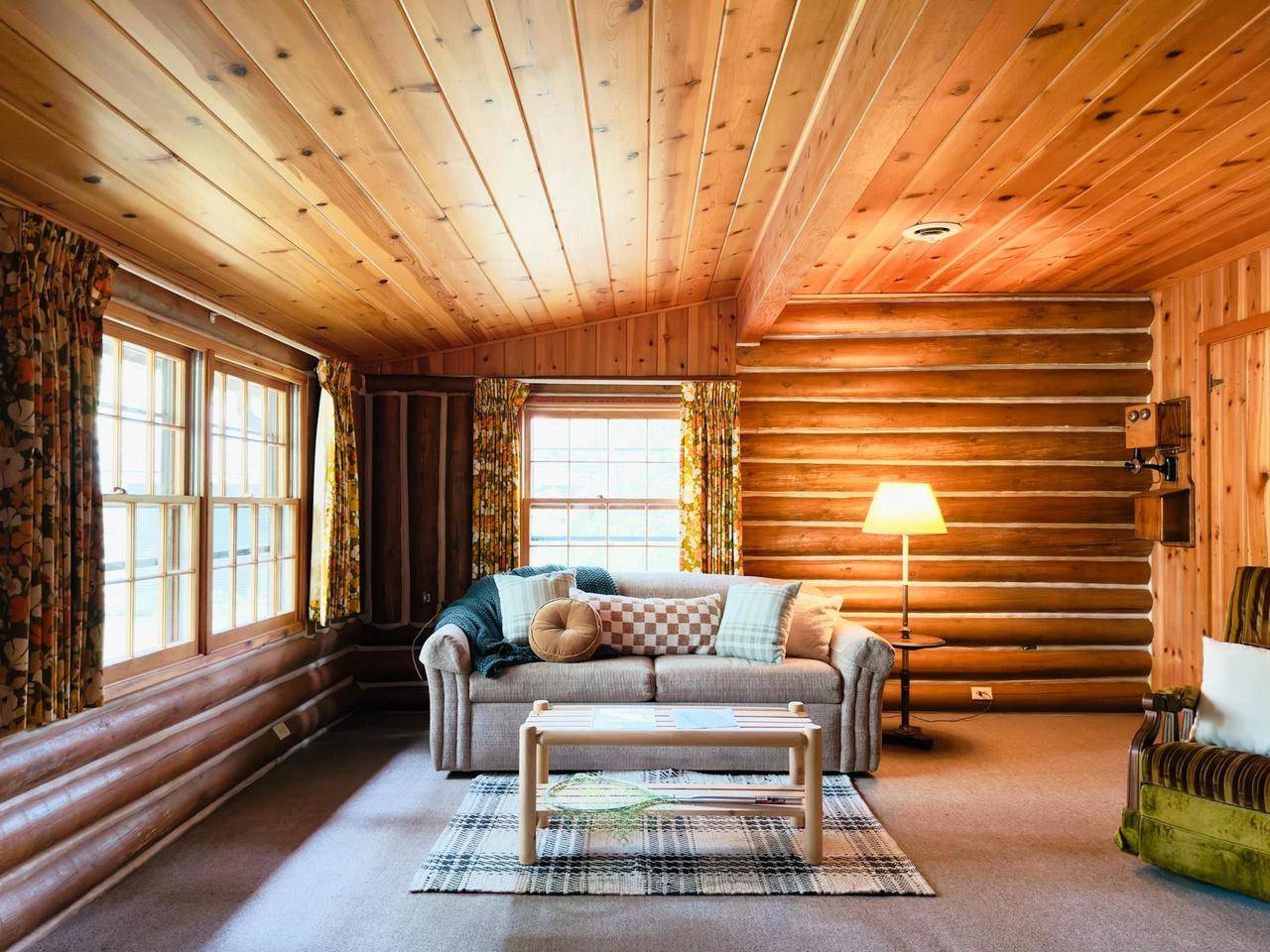 N4315 Cedar Lane, Cambridge, WI 53523