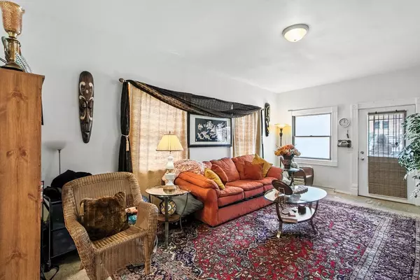 Baraboo, WI 53913,406 Ash Street